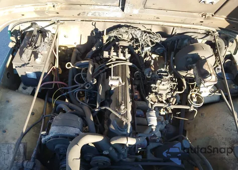 1988 Jeep Wrangler Sport из США, поврежденный, VIN 2BCCZ81K2JB526732